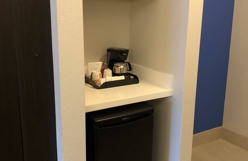 Hood River Hotel | Holiday Inn Express & Suites Hood River by IHG