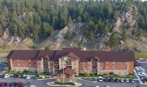 Custer Hotel | Holiday Inn Express & Suites Custer-Mt Rushmore