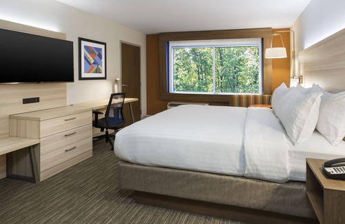 Medina Hotel | Holiday Inn Express & Suites Medina by IHG