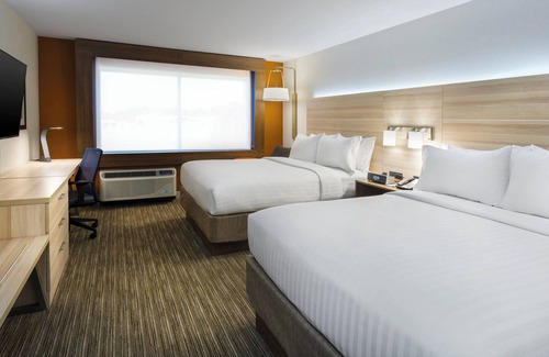 Medina Hotel | Holiday Inn Express & Suites Medina by IHG