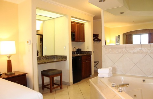 Limberlost Hotel | Holiday Inn Express & Suites Tucson Mall by IHG