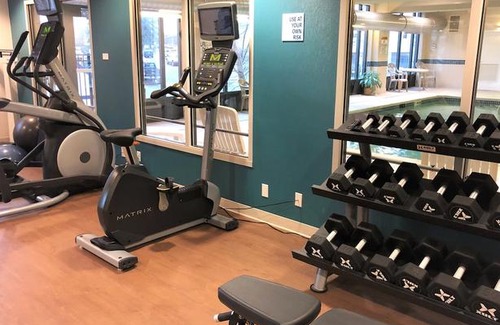North Syracuse Hotel | Holiday Inn Express Syracuse Airport