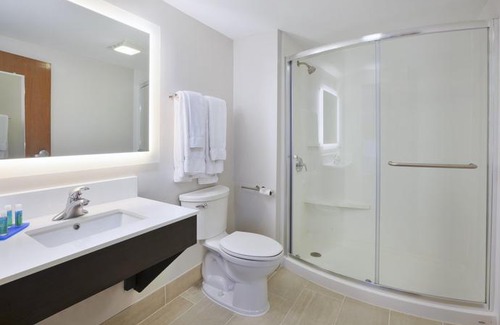 Tiffin Hotel | Holiday Inn Express Tiffin