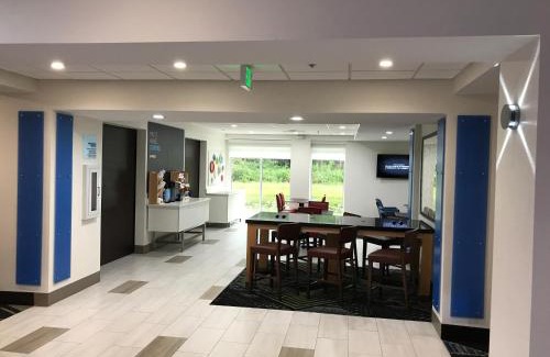 Fleming Island Hotel | Holiday Inn Express & Suites. by IHG