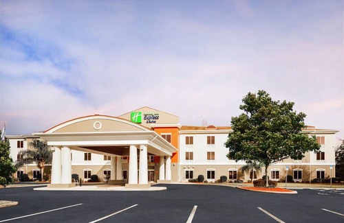 Lecanto Hotel | Holiday Inn Express Hotel & Suites Inverness, an IHG Hotel