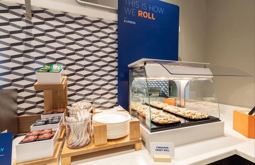Williamston Hotel | Holiday Inn Express Williamston