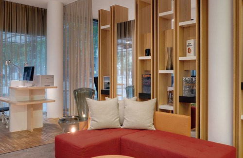 Bahnhofsviertel Hotel | Holiday Inn Frankfurt - Alte Oper by IHG