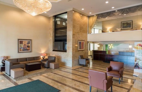 Hazlet Hotel | Holiday Inn Hazlet