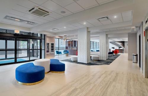 West Loop Hotel | Holiday Inn Hotel & Suites Chicago - Downtown by IHG