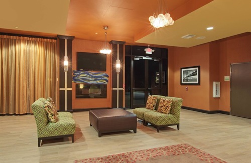 Channelview Hotel | Holiday Inn Houston East - Channelview by IHG