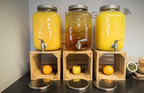 Salford Hotel | Holiday Inn Manchester West by IHG