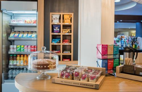 Salford Hotel | Holiday Inn Manchester West by IHG