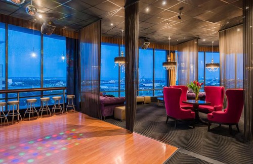 Central Business District Hotel | Holiday Inn Mobile Downtown Historic District