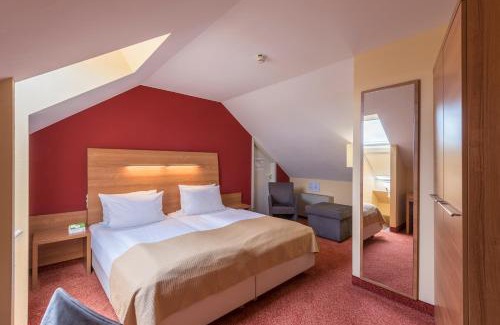 Munchen District Hotel | Holiday Inn Munich Unterhaching by IHG
