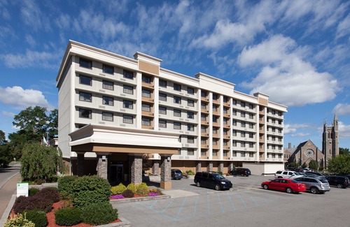 Downtown Niagara Falls Hotel | Holiday Inn Niagara Falls Scenic Downtown, an Ihg Hotel