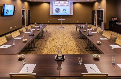 Owensboro Hotel | Holiday Inn Owensboro Riverfront