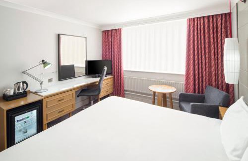 Peterborough Hotel | Holiday Inn Peterborough West by IHG