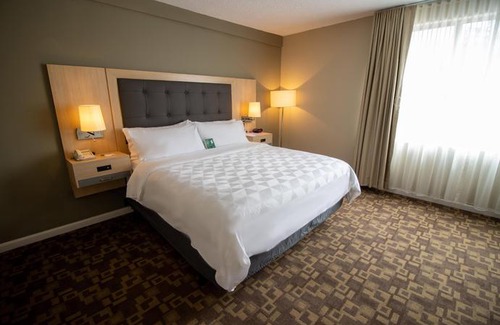 Dunmore Hotel | Holiday Inn Scranton East - Dunmore