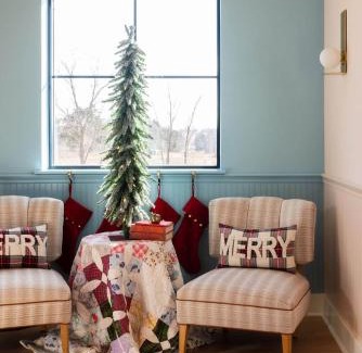 Guthrie House | Holiday Magic At The Schoolhouse Cozy 5br House