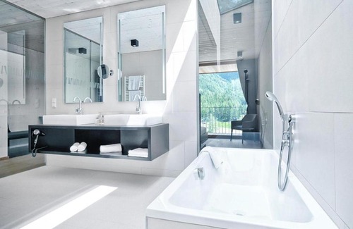 Großdorf Ski Chalet | Holiday resort Gradonna Chalet Resort Kals am Großglockner - OTR08003-TYH