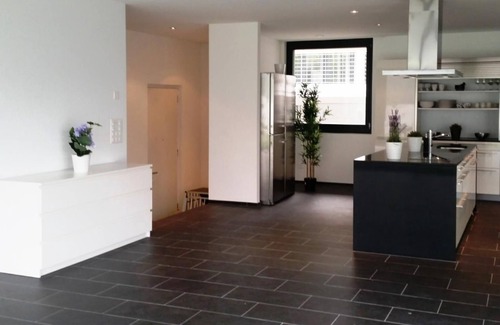 Ruetli House | Holiday villa by the lake 1