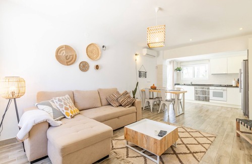 Benissa Coast Villa | Holiday 'Villa Casa Verano Eterno' with Pool, Garden & Mountain View