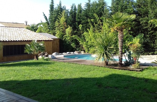 Villeneuve Villa | Holiday villa, quiet, with garden swimming pool and spa .