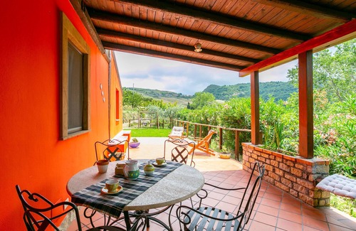 San Piero Patti House | Holidays on the sunny island of Sicily Look forward to relaxation and experiences.
