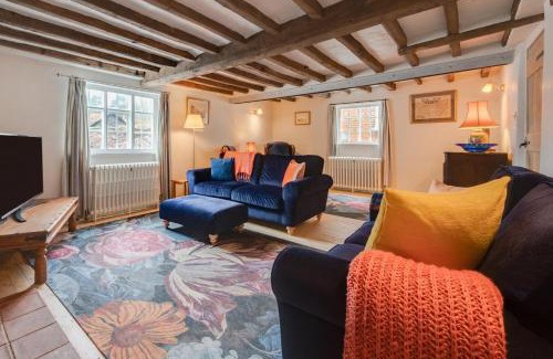 Westleton House | Holly Cottage