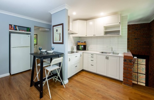 Kalorama Bed & Breakfast | Holly Lodge