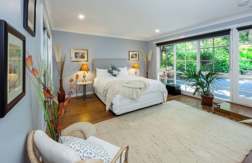 Kalorama Bed & Breakfast | Holly Lodge