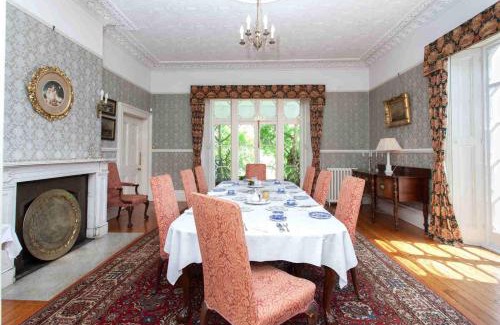 Emsworth Bed & Breakfast | Hollybank House