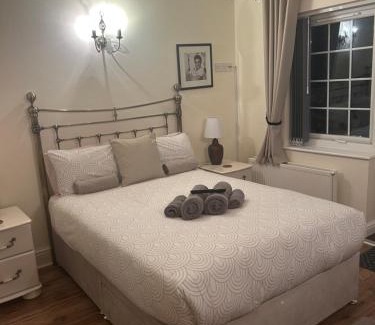 Cumwhinton House | Hollyside Lodge