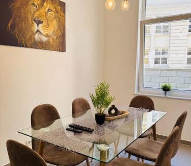 Nord-Mitte Apartment | Hollywood Apartment XXL