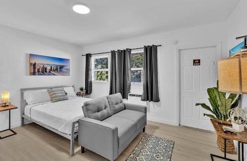 Downtown Hollywood Apartment | Hollywood Blvd Near The Beach "hotel Like Suite"