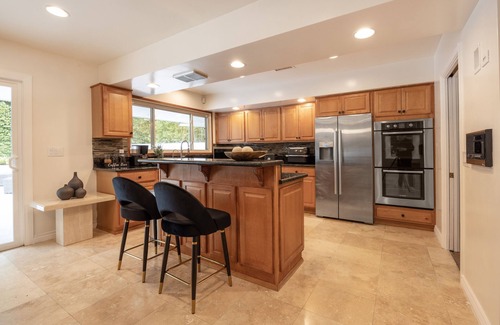 Hollywood Hills West House | Hollywood Hills Villa: Heated Pool, Unique Design, Peaceful and Private