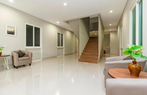 Grogol Utara House | Home 899 patal senayan
