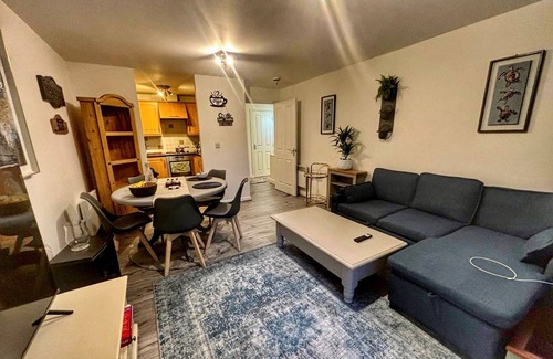 Langley Marish Apartment | Home away, 30 mins to central London & 15 mins to Heathrow and Windsor.