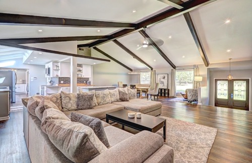Fayetteville Other | Home away from home minutes from downtown Fayetteville and Pinewood Studios.