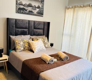 Greater Johannesburg Metropolitan Area Apartment | Home Away From Home 2