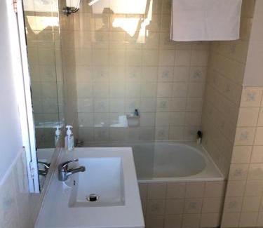 Essendon House | Home Away From Home