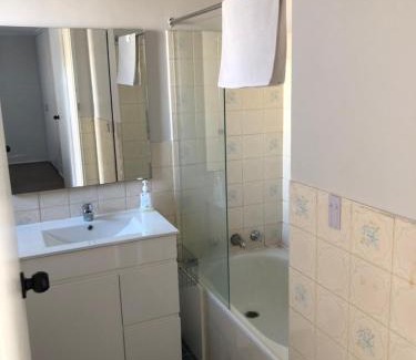 Essendon House | Home Away From Home