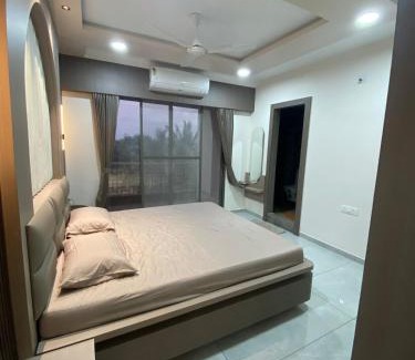 Nadiad Apartment | Home away from Home close to Swaminarayan Temple