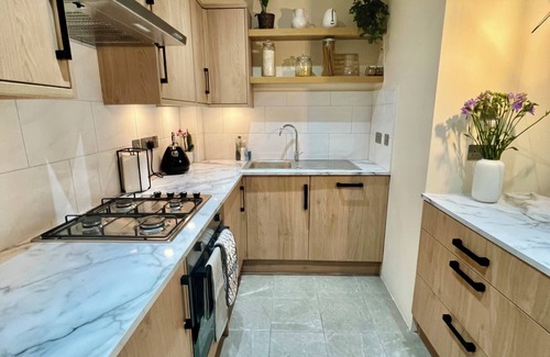 South Norwood Apartment | Home away from home, in the centre of London