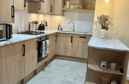 South Norwood Apartment | Home away from home, in the centre of London