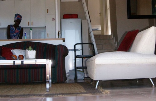 Froggy Farm Cottage | Home away from Home!