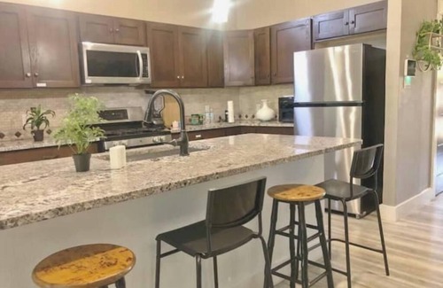 Nevada Street House | Home by the Dome! 2BR Downtown San Antonio Alamodome Hemisphere close!rn