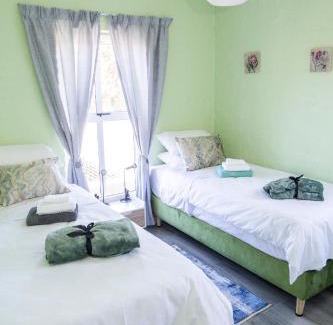 Marina Martinique Apartment | Home @ Eleven