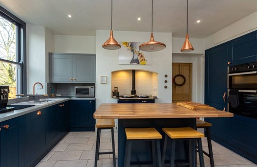 Sedbergh House | Home-Ensuite with Shower-Mountain view