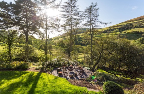 Sedbergh House | Home-Ensuite with Shower-Mountain view